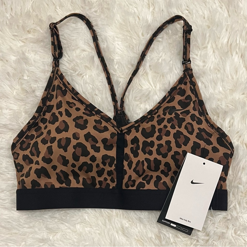 ✰ nike sports bra ✰ - Picture 1 of 4